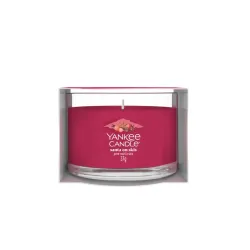 Yankee Candle Signature - Świeca mini SANTA ON SKIS