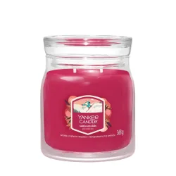 Yankee Candle Signature - Świeca średnia SANTA ON SKIS