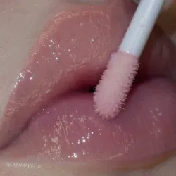 CLARESA BŁYSZCZYK GLOSS IS MY BOSS 10 - 5 g