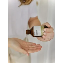 INSIGHT Anti-frizz HYDRATING SHAMPOO Szampon zapobiegający puszeniu się włosów 100ml