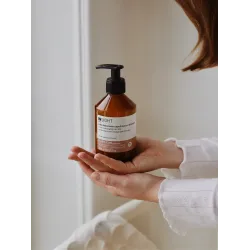 INSIGHT ELASTI-CURL LEAVE-IN DETANGLING HAIR MILK – Mleczko ułatwiające rozczesywanie 250 ML